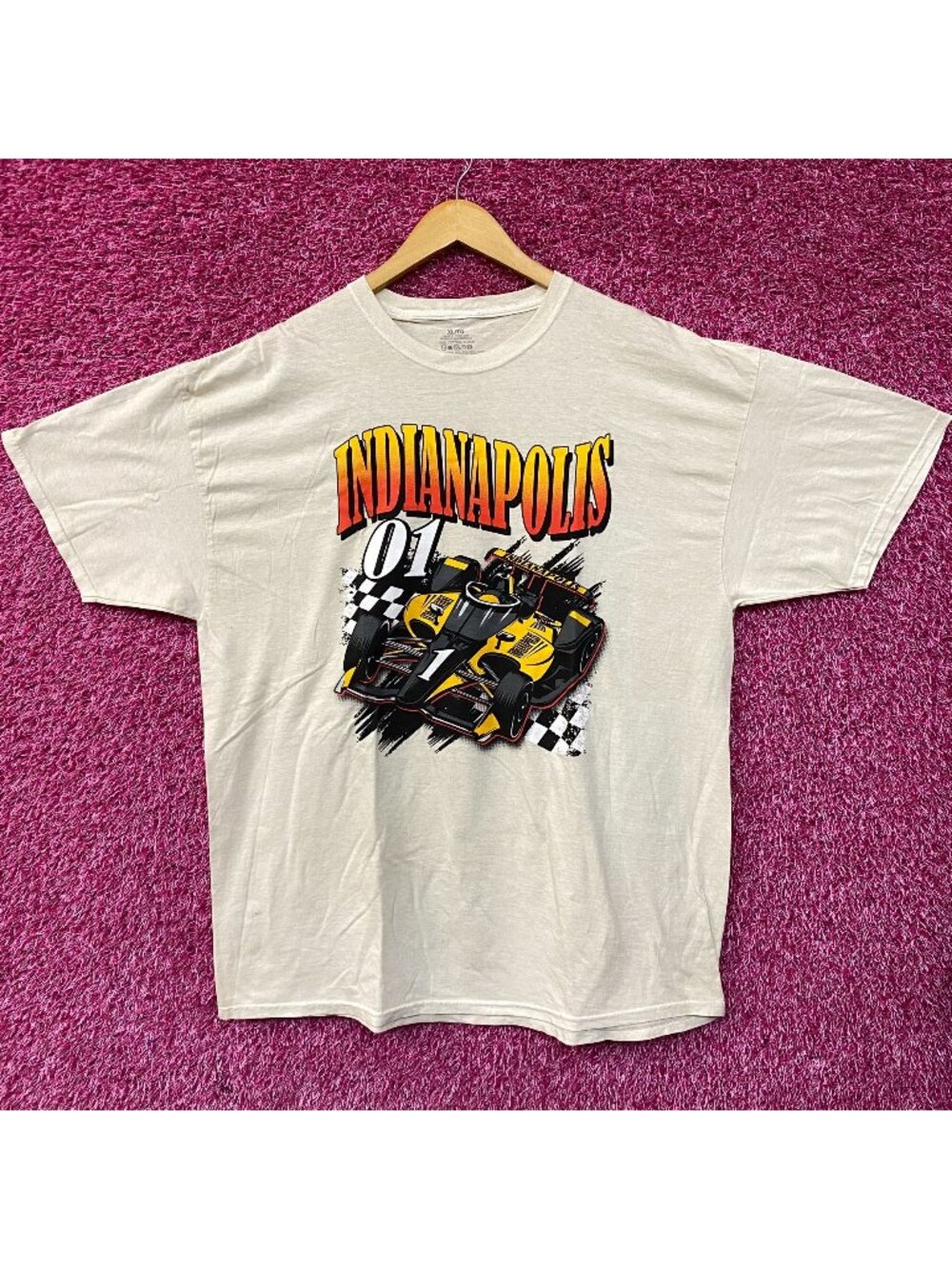 Indianapolis 01 Race Car T-Shirt Size Extra Large